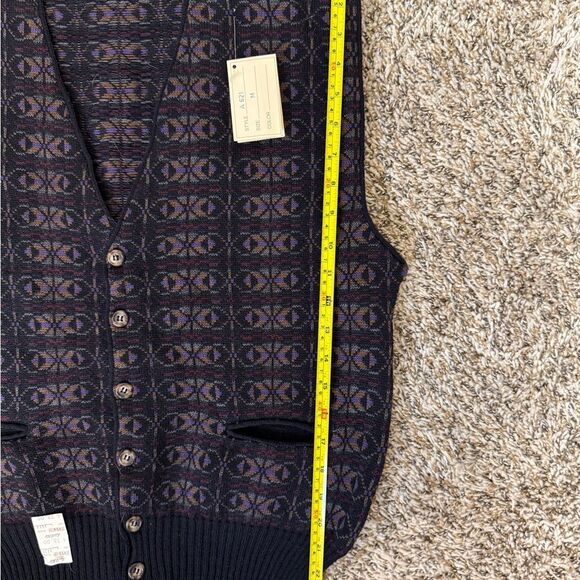 VTG Tricots St Raphael 100% Pure Virgin Wool Mens Button Down Sweater Ve… - Picture 12 of 14